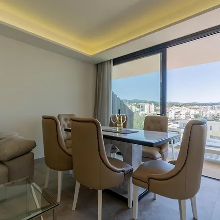 Modern In Ref M39 Apartment *